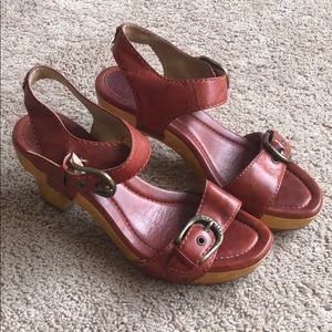 Frye savannah buckle platform sandal women’s 7.5M